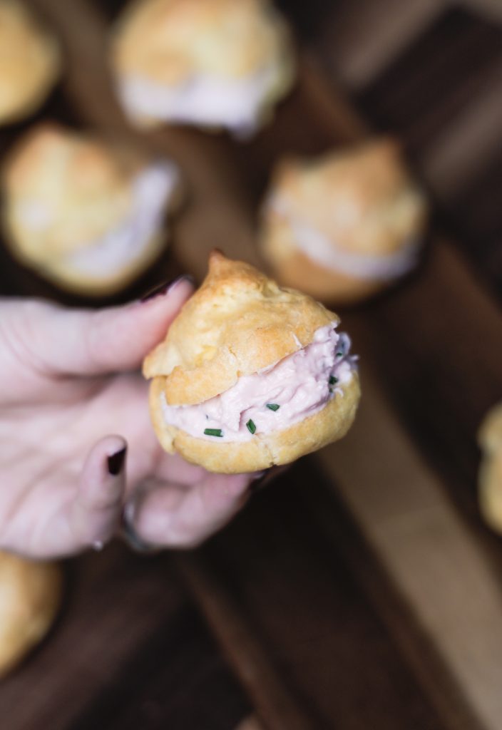 Bignè al Parmigiano con Mousse al Prosciutto Cotto