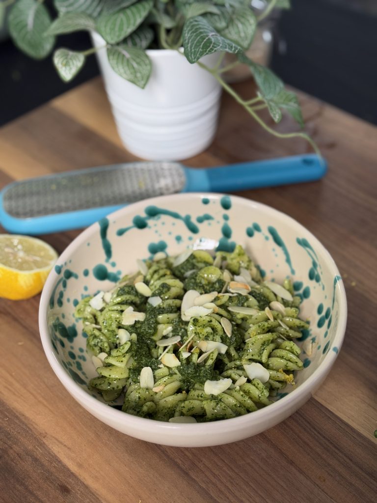Fusilloni pesto di cavolo nero e limone